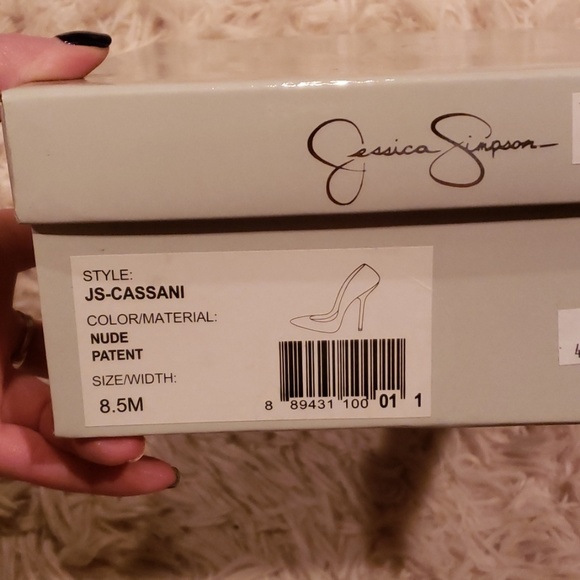 Jessica Simpson's Shoes - Picture 7 of 7